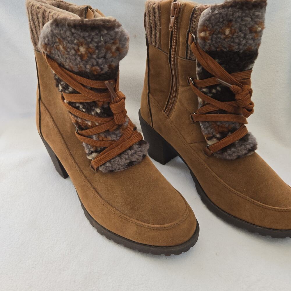 MUK LUKS Women's Lacy Lilah Boots Size 9